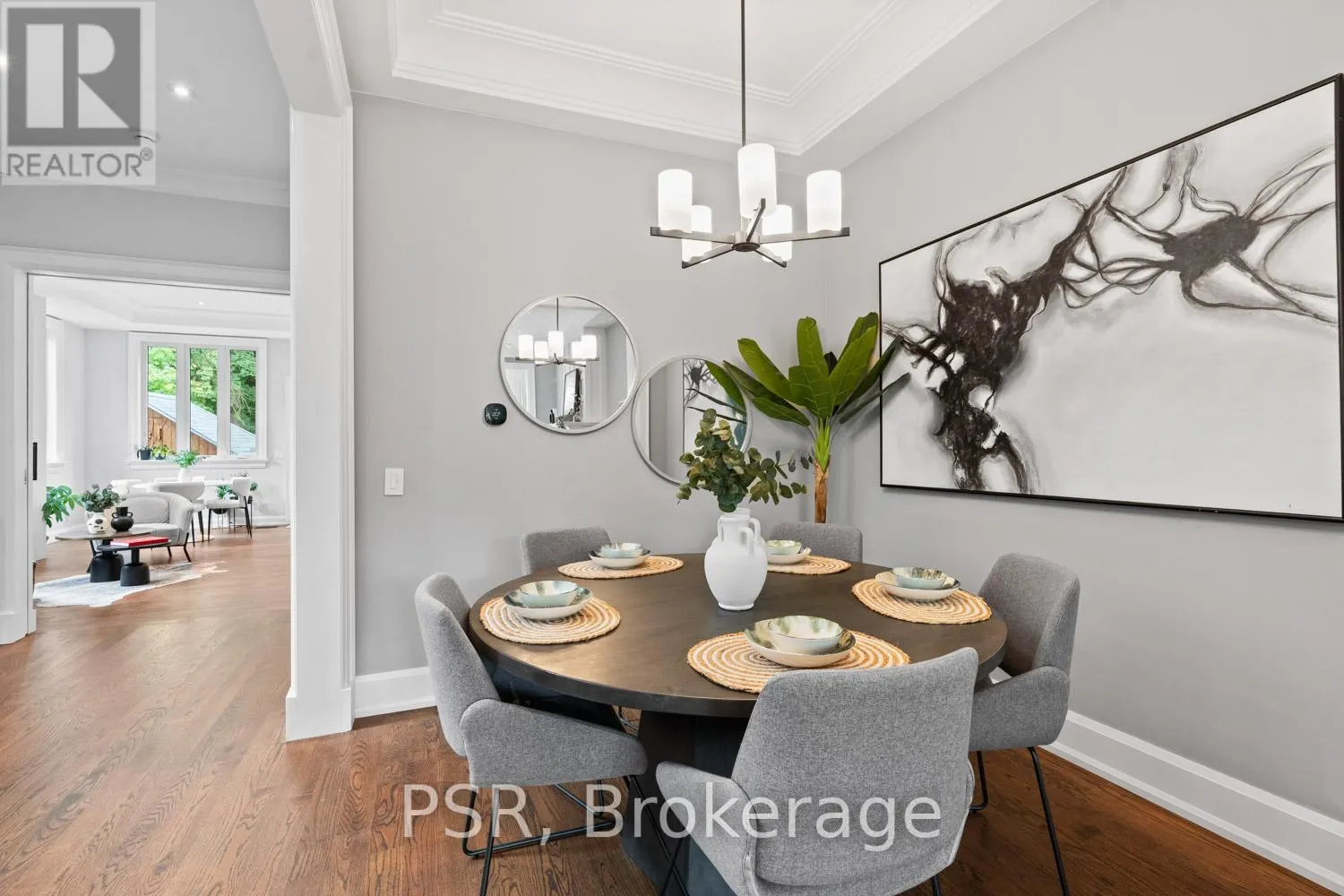 76 SOUTH KINGSWAY