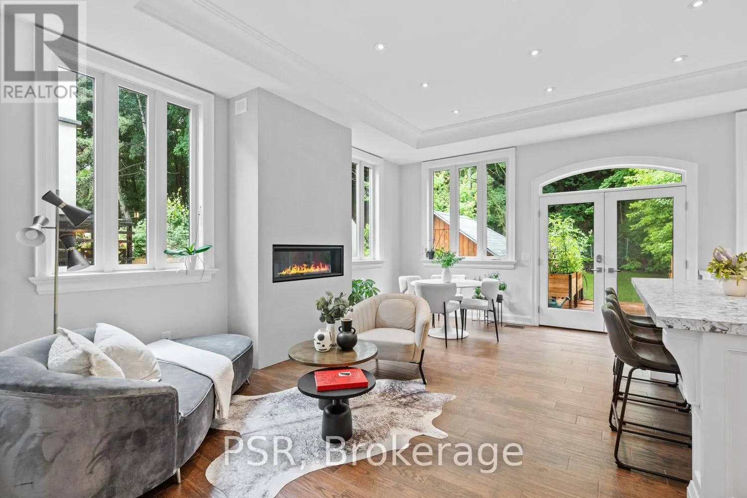 76 SOUTH KINGSWAY