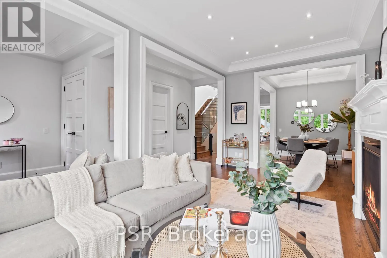 76 SOUTH KINGSWAY
