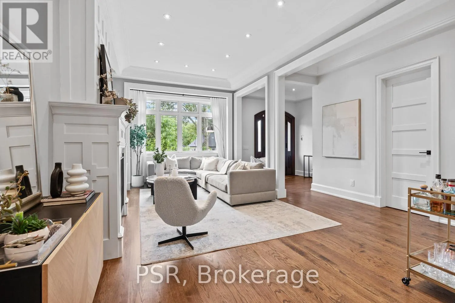 76 SOUTH KINGSWAY