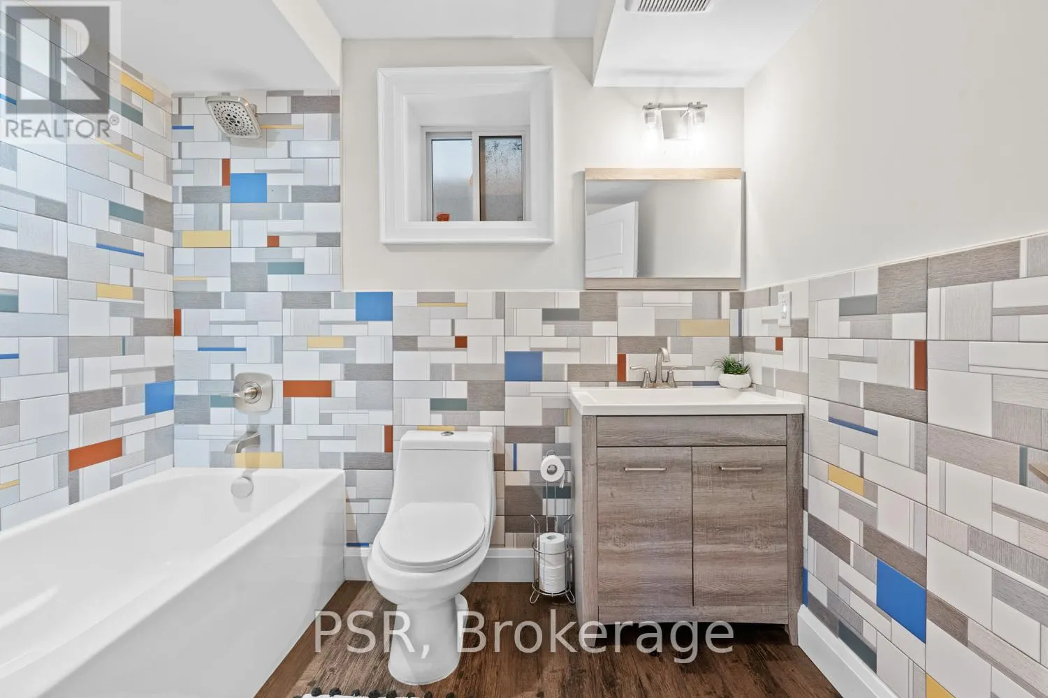 76 SOUTH KINGSWAY