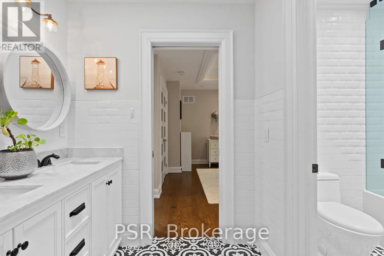 76 SOUTH KINGSWAY