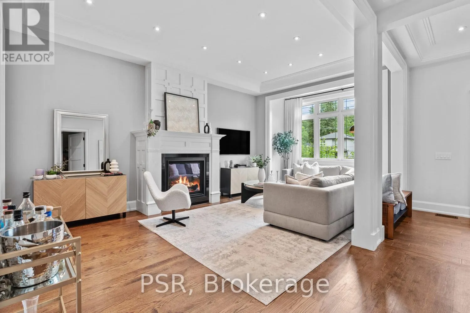 76 SOUTH KINGSWAY