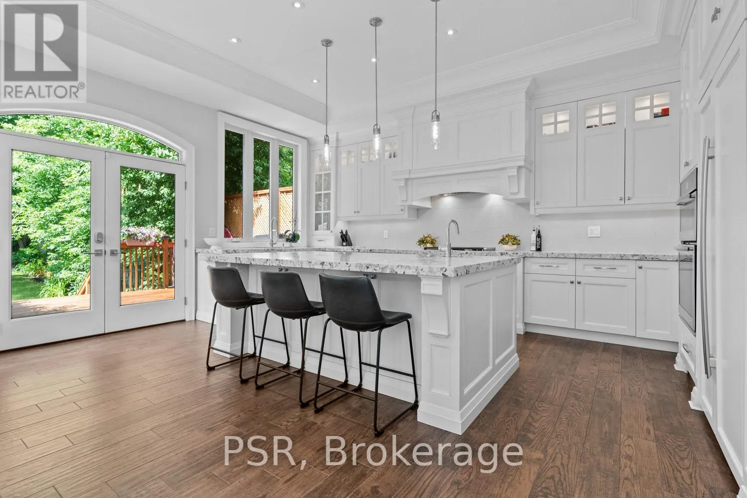 76 SOUTH KINGSWAY
