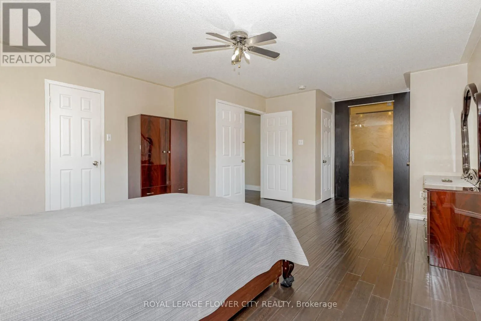 30 FOXTAIL ROAD