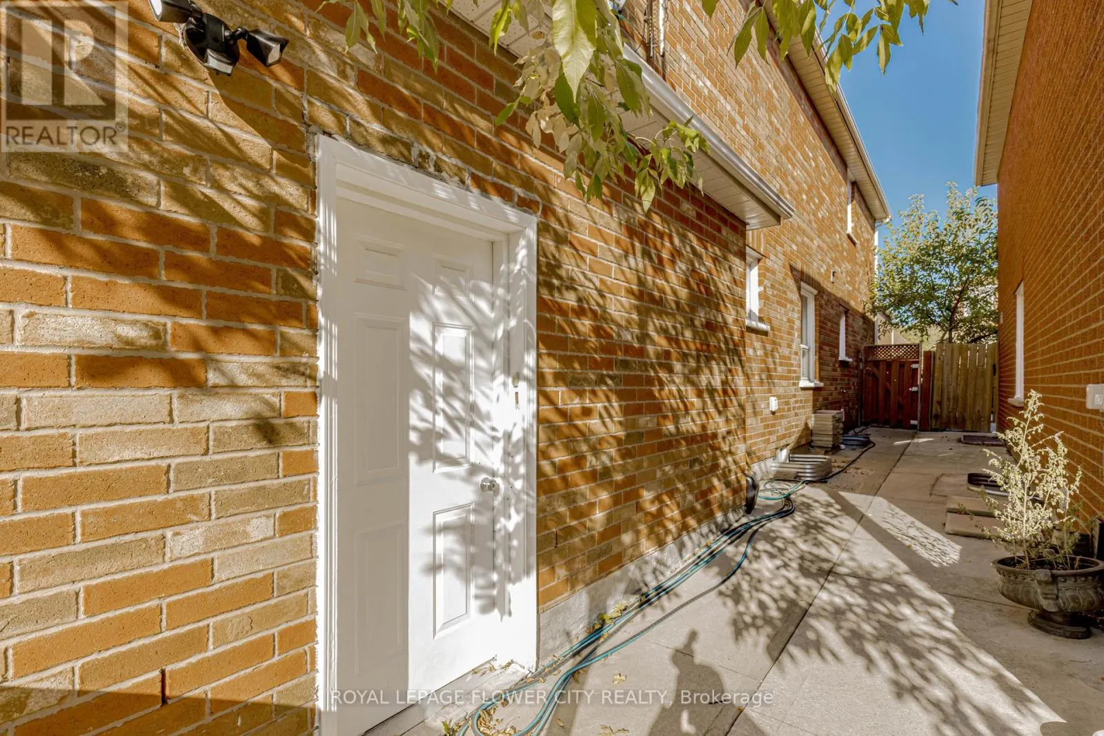 30 FOXTAIL ROAD