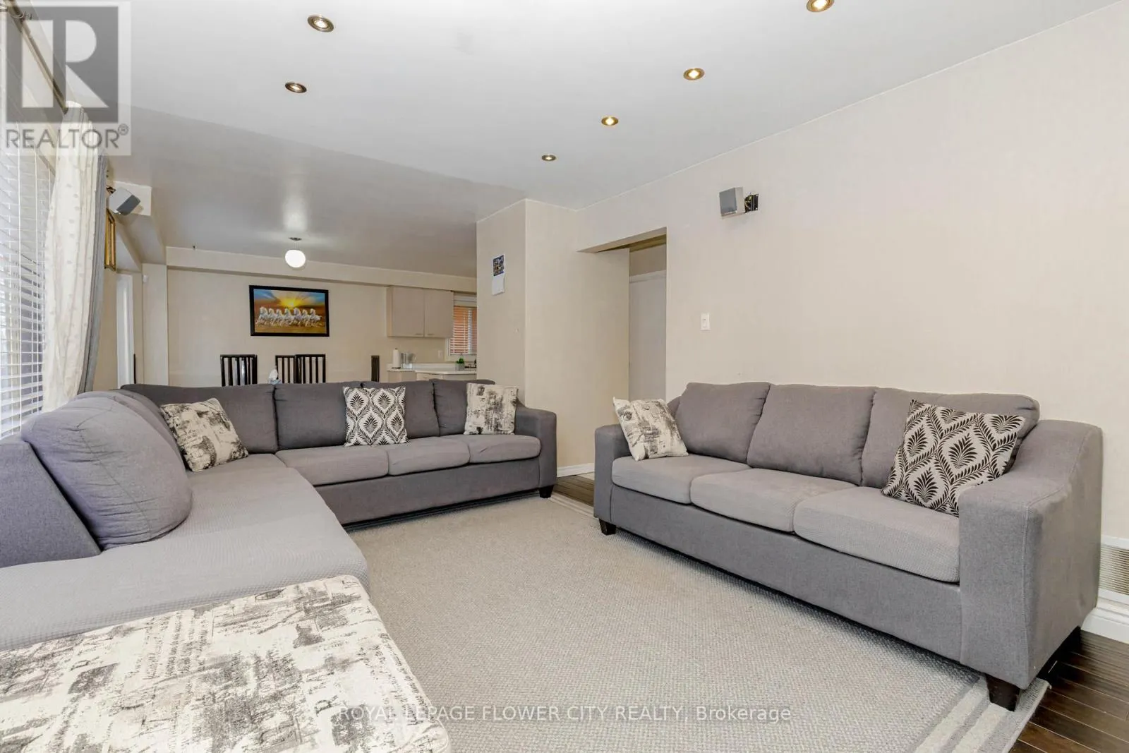 30 FOXTAIL ROAD