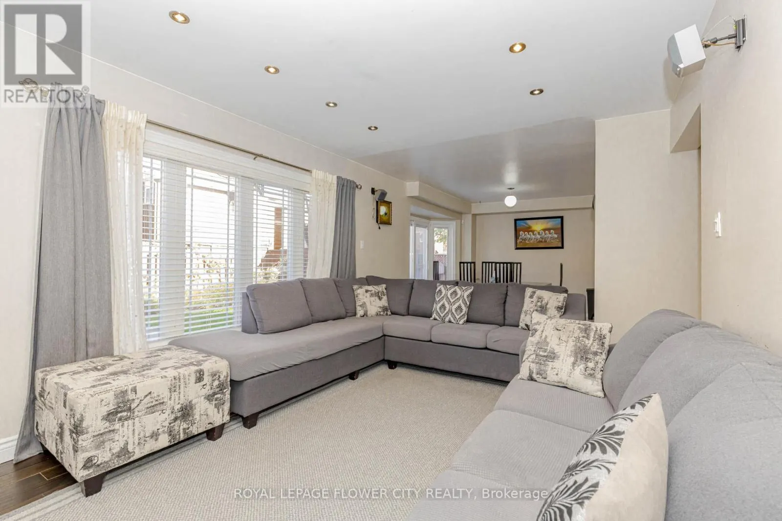 30 FOXTAIL ROAD