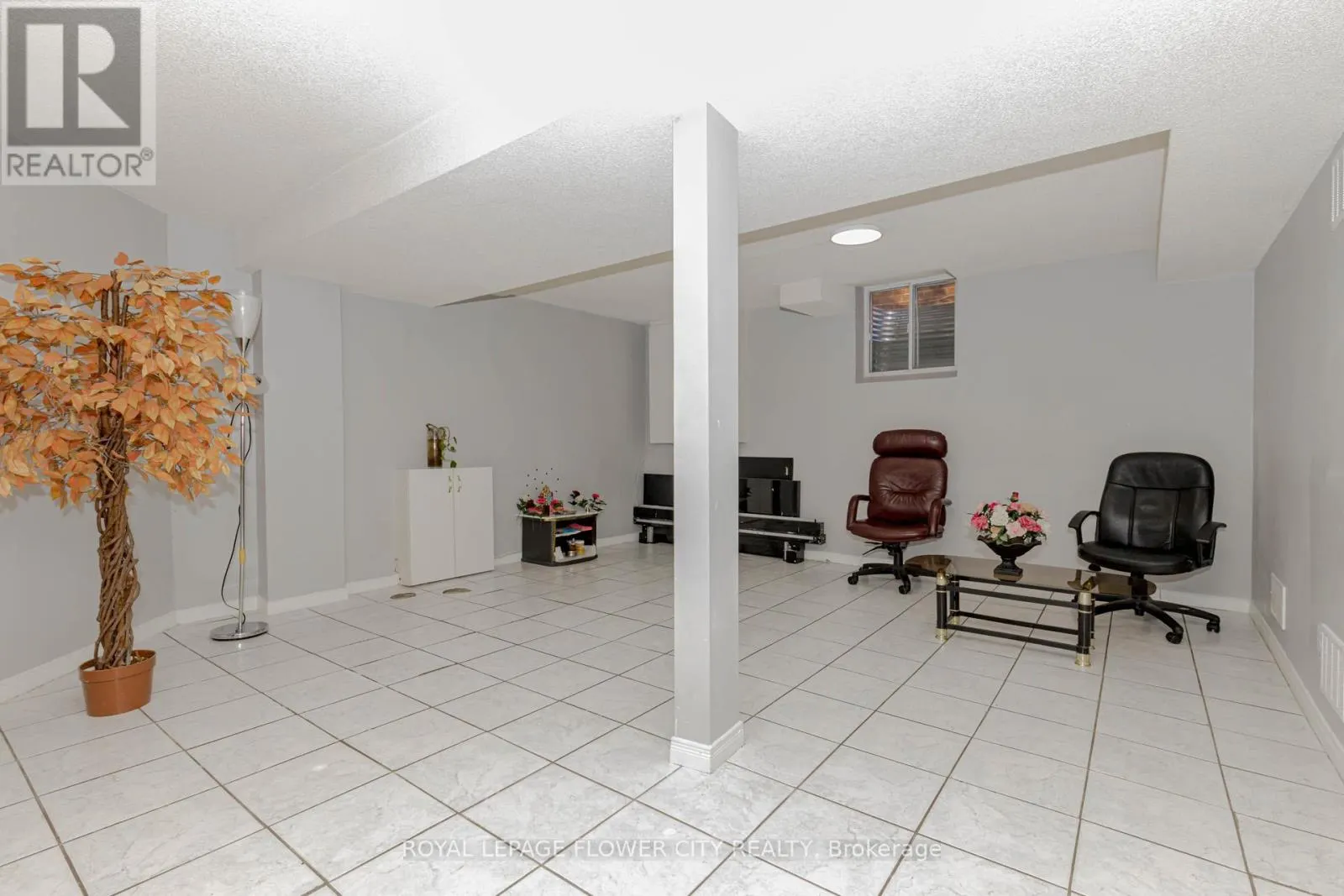 30 FOXTAIL ROAD