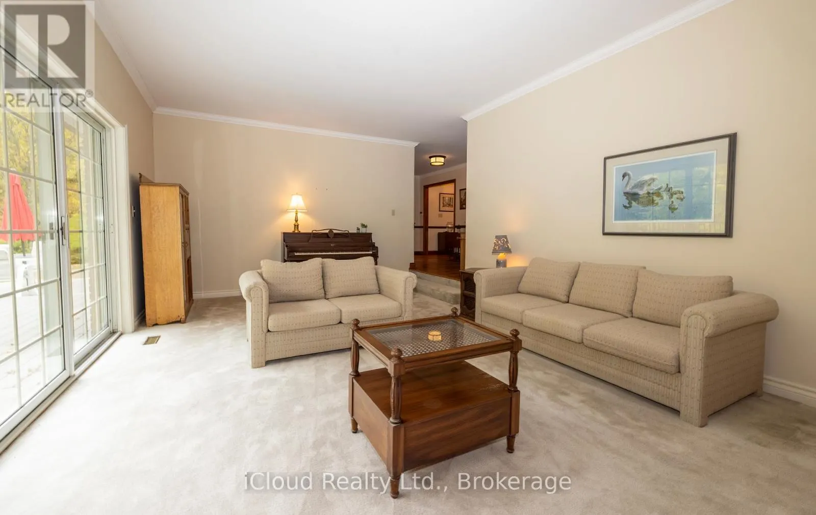 179 MAIN STREET S
