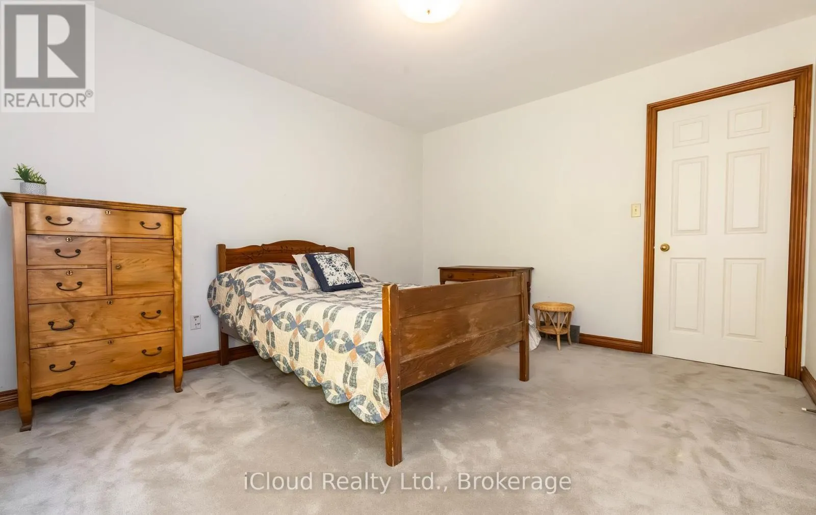 179 MAIN STREET S