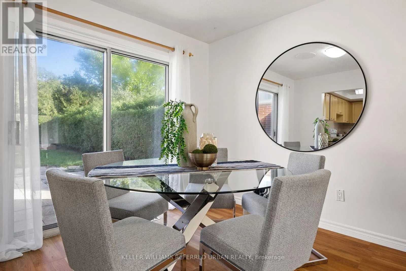 17 MADRON CRESCENT