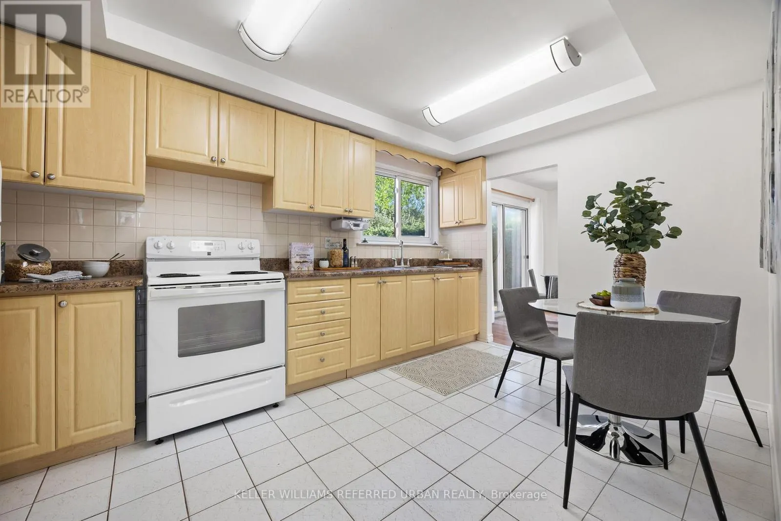 17 MADRON CRESCENT
