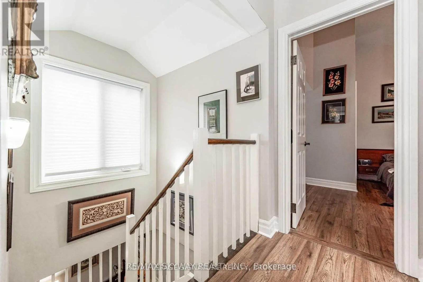 25 MINEOLA ROAD