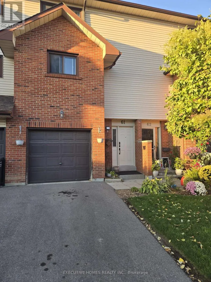 61 COLLINS CRESCENT