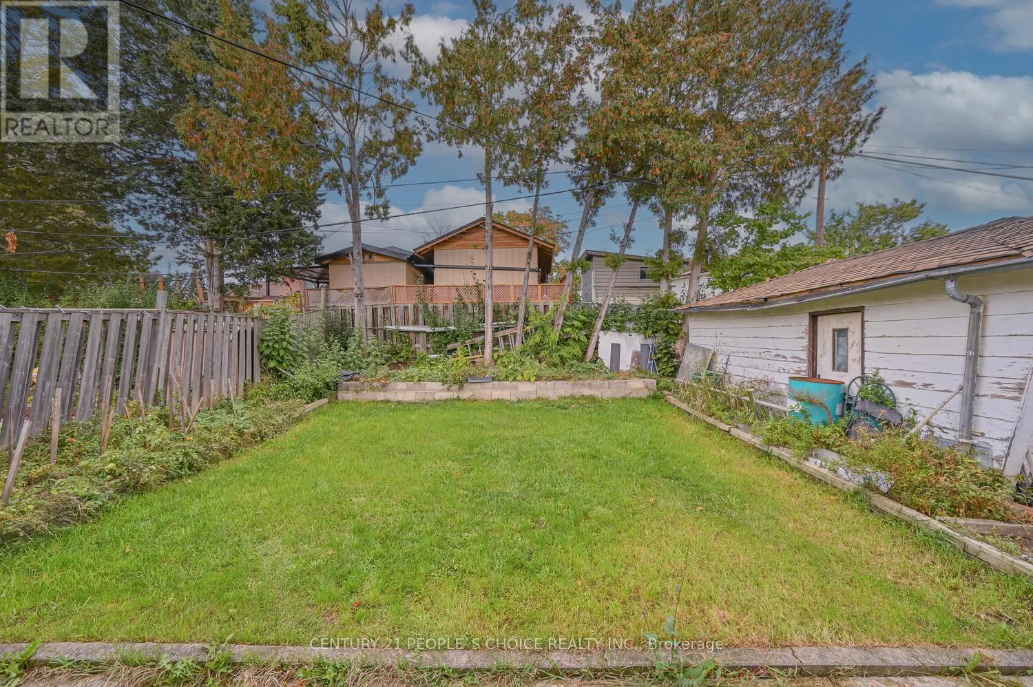 196 TAYSHAM CRESCENT