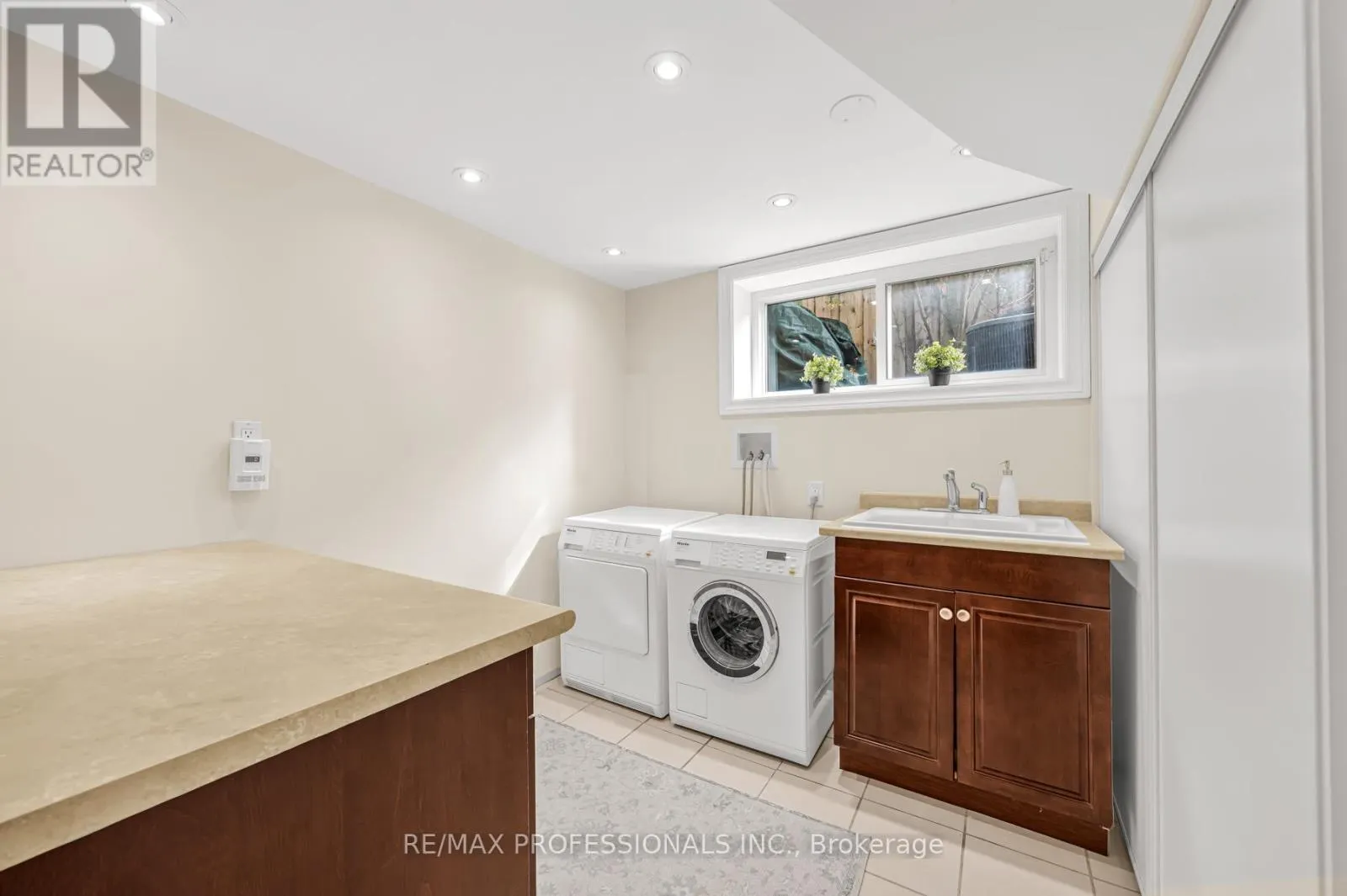 16 WOODPARK ROAD