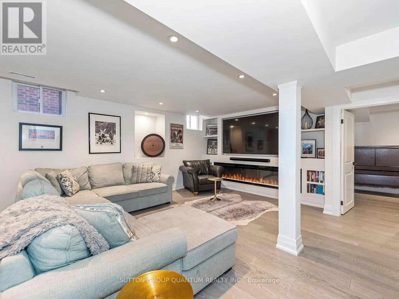 1872 FLINTLOCK COURT