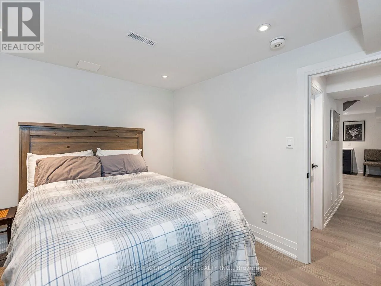 1872 FLINTLOCK COURT