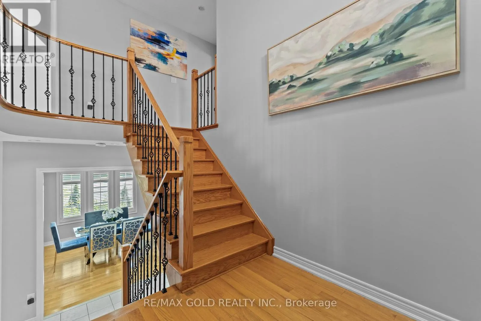 2 REVELSTOKE PLACE