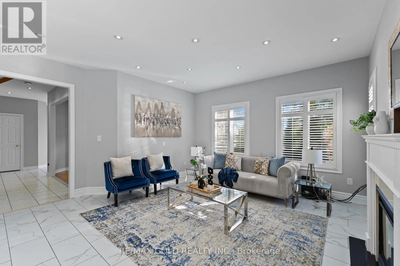 2 REVELSTOKE PLACE