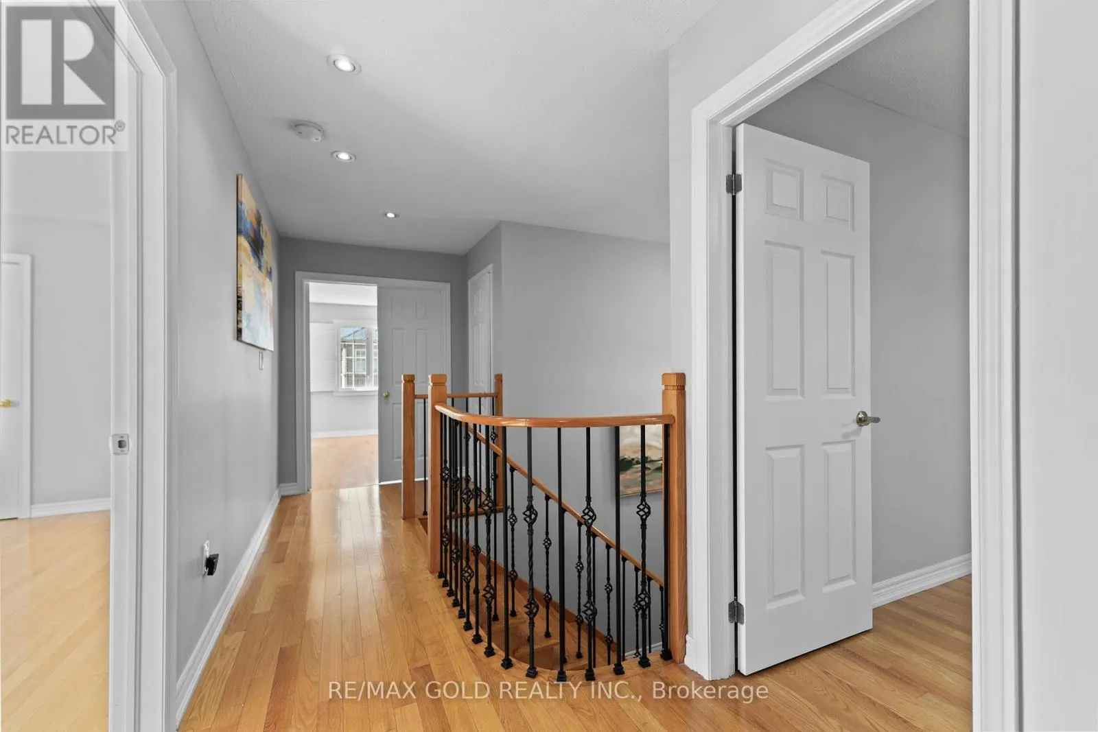 2 REVELSTOKE PLACE