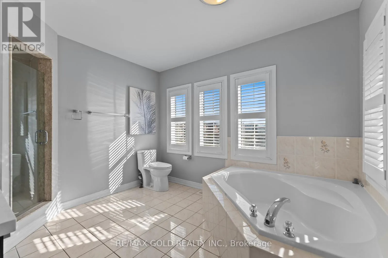 2 REVELSTOKE PLACE