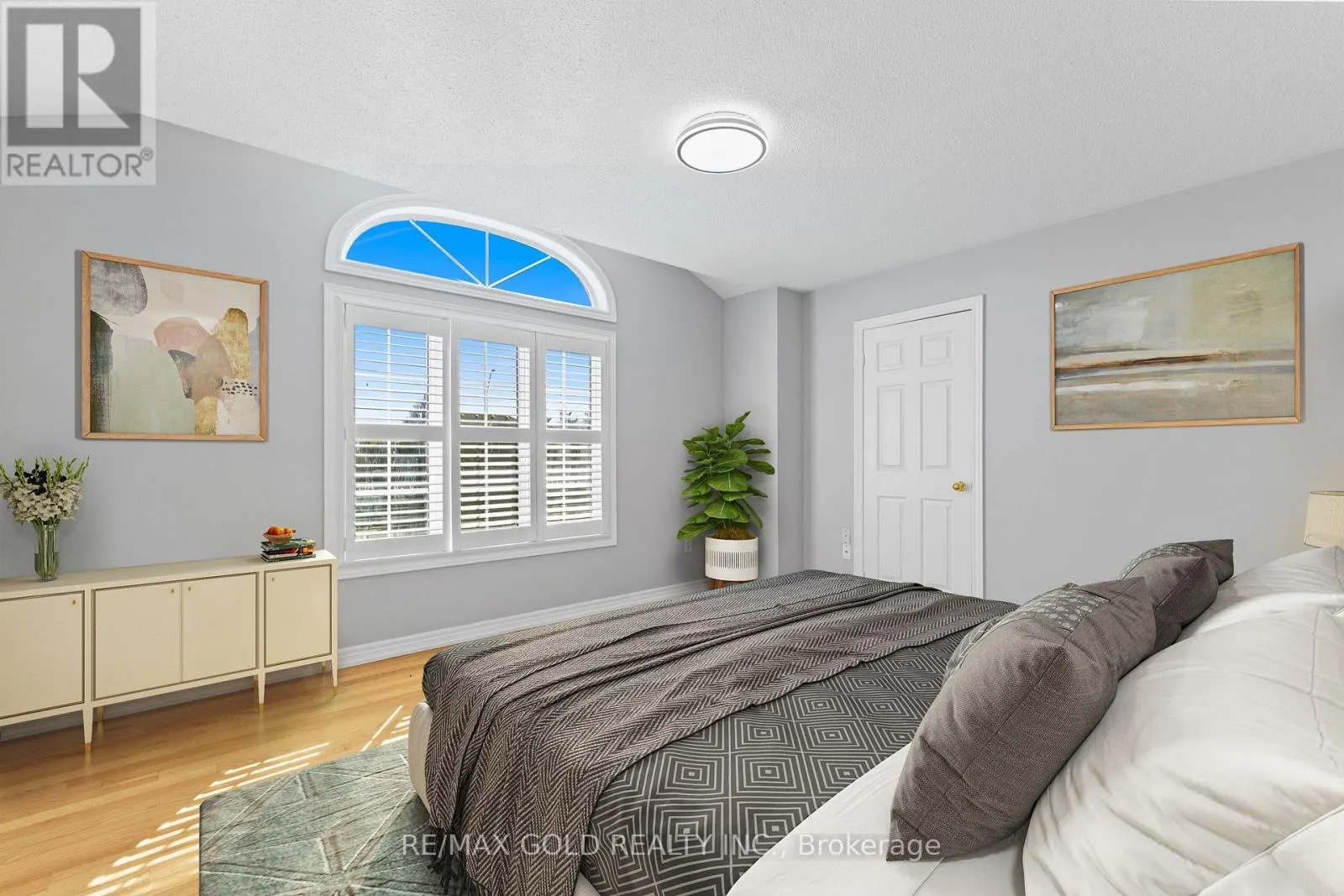 2 REVELSTOKE PLACE