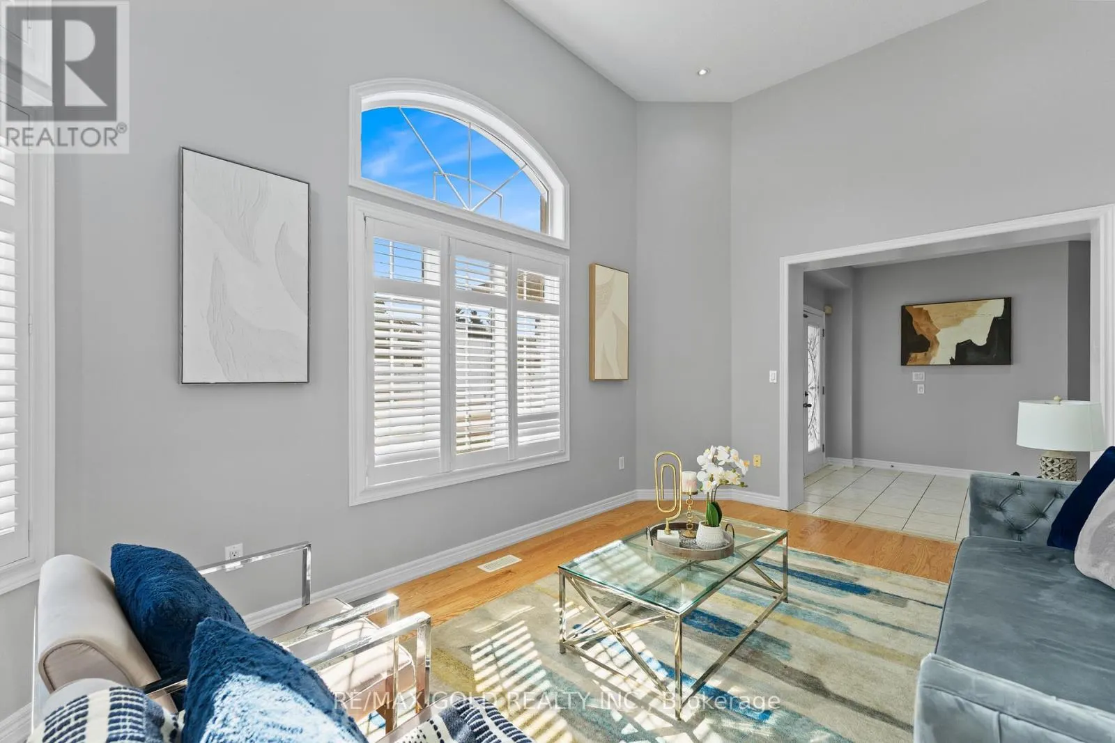 2 REVELSTOKE PLACE
