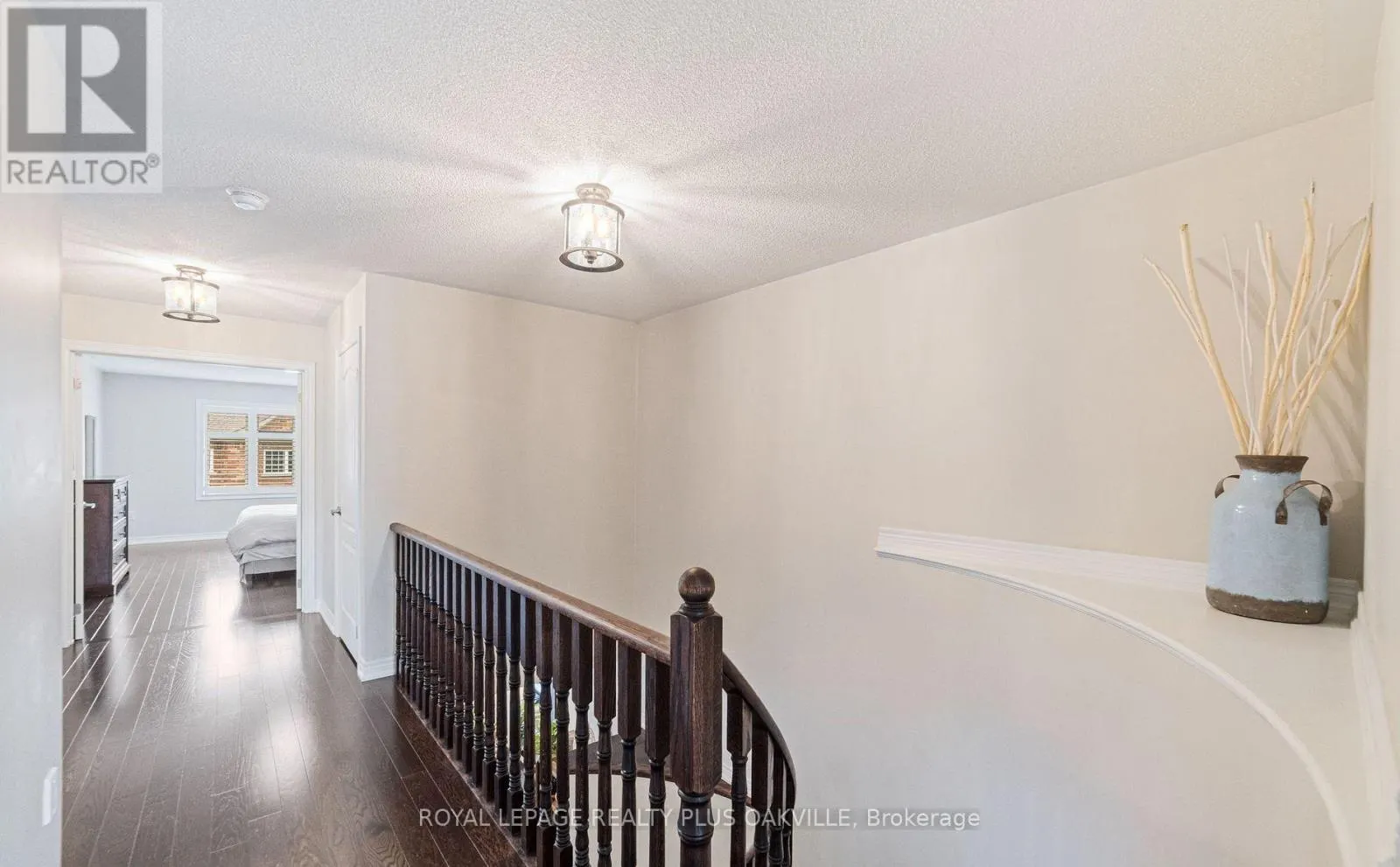 37 DIAMOND LEAF LANE