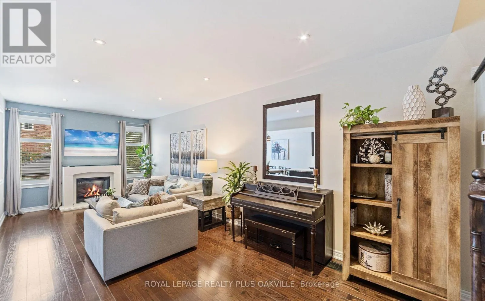37 DIAMOND LEAF LANE