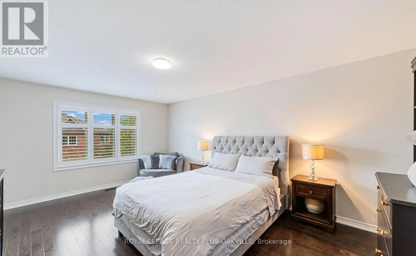 37 DIAMOND LEAF LANE