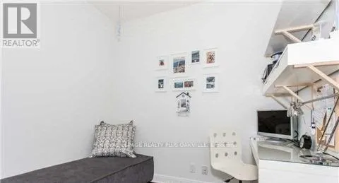 1101 - 80 ABSOLUTE AVENUE