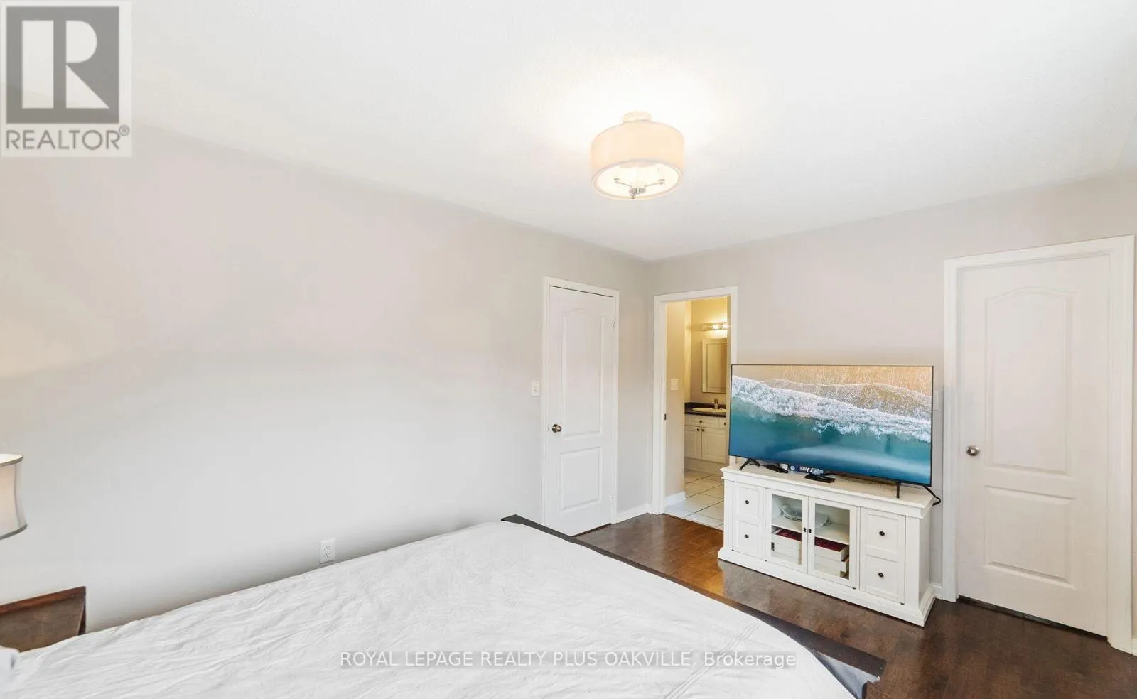 2185 BARONWOOD DRIVE