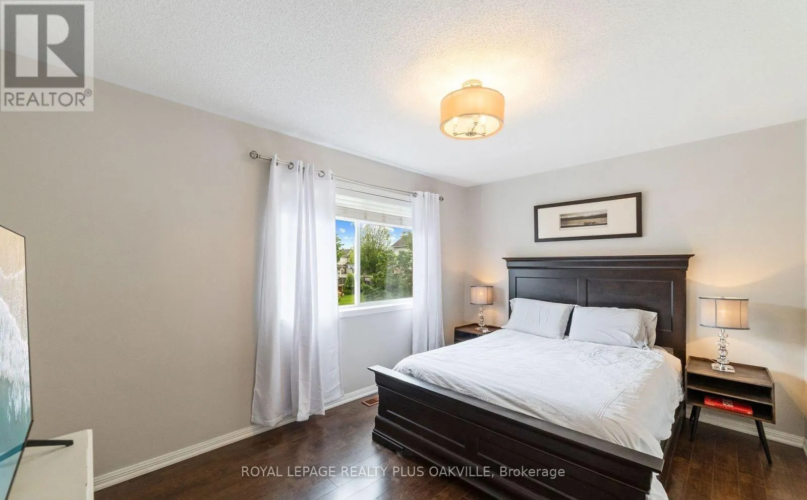 2185 BARONWOOD DRIVE