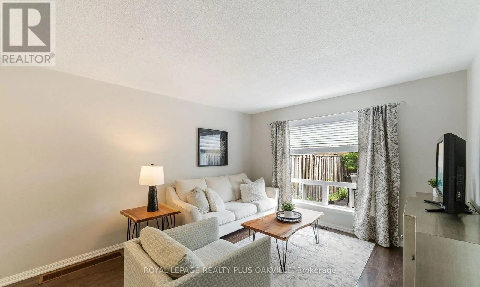 2185 BARONWOOD DRIVE