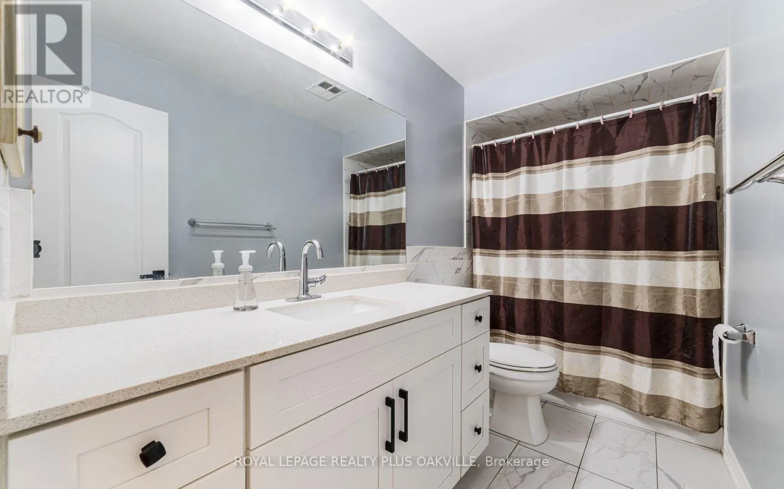 365 TURNBERRY CRESCENT