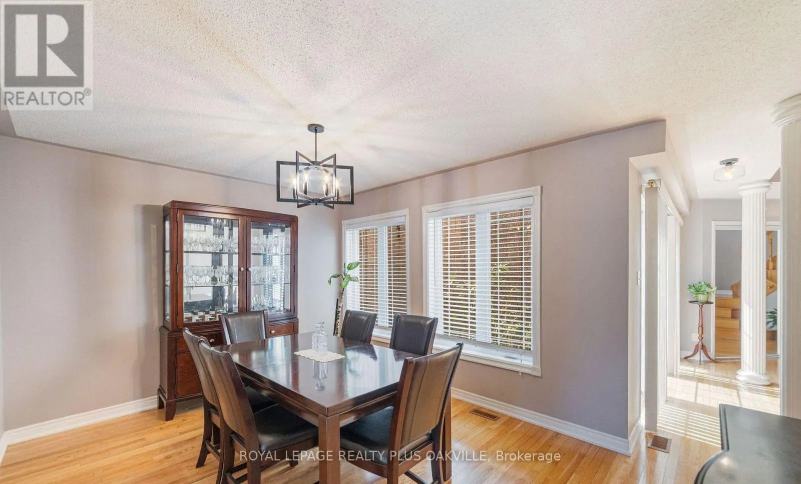 365 TURNBERRY CRESCENT