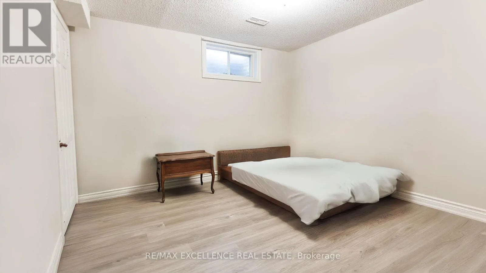 280 HANSEN ROAD N