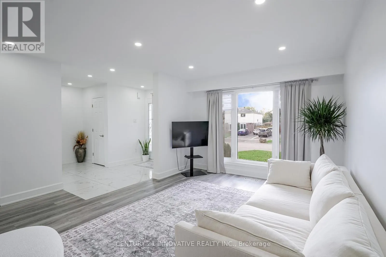 13 DORSET DRIVE