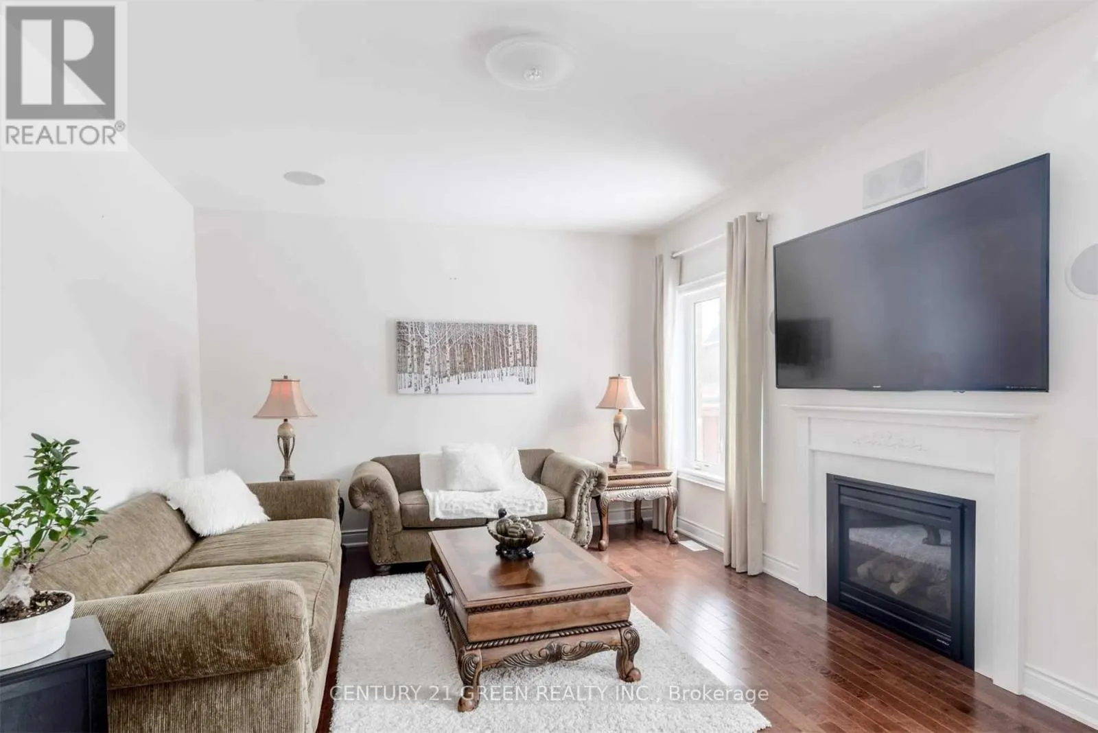 16 VALLEYWAY DRIVE