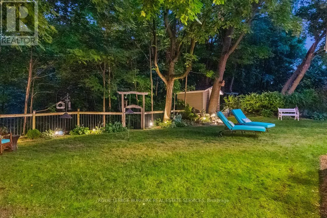 1318 HILLVIEW CRESCENT