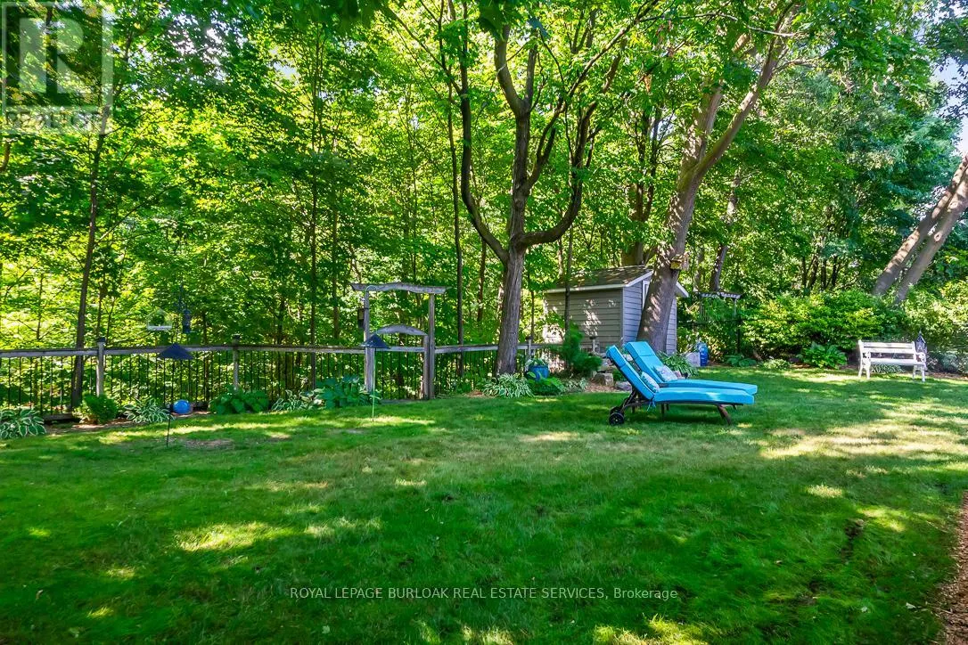 1318 HILLVIEW CRESCENT