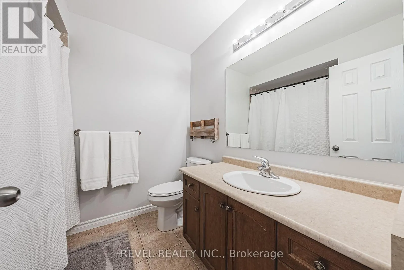 1188 BONIN CRESCENT