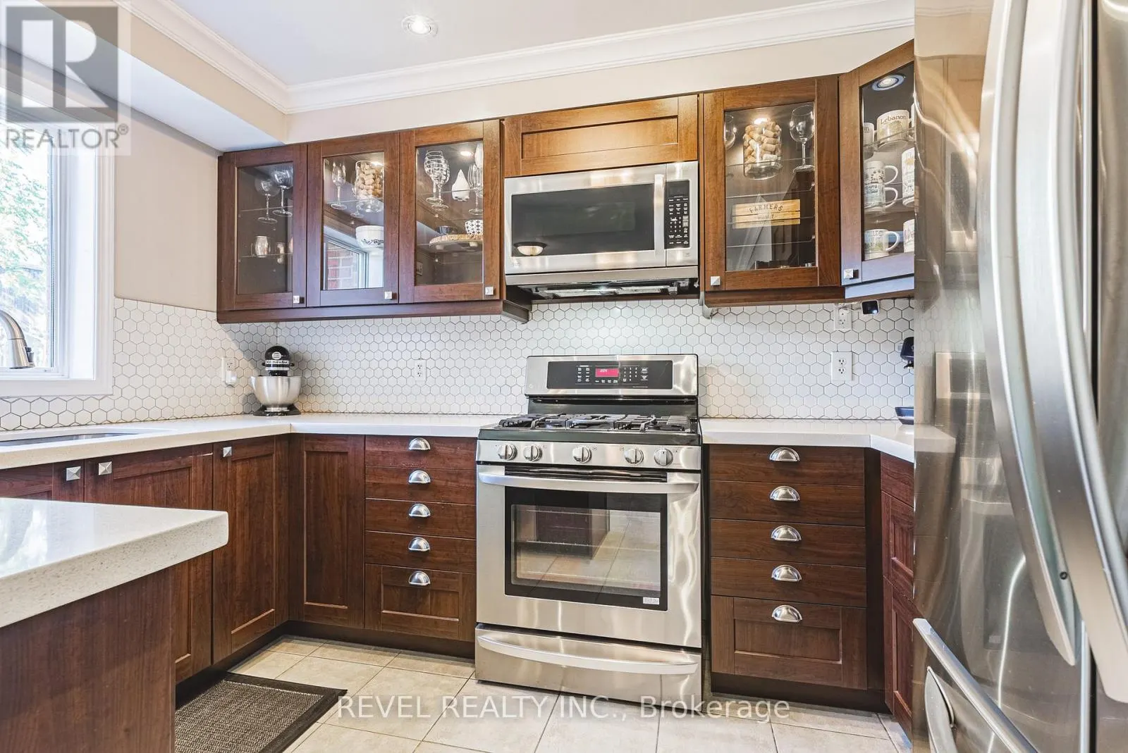 1188 BONIN CRESCENT