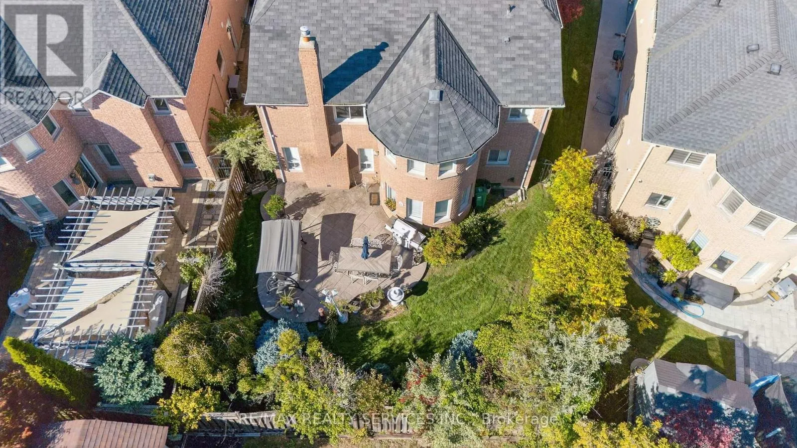 124 ROYAL VALLEY DRIVE