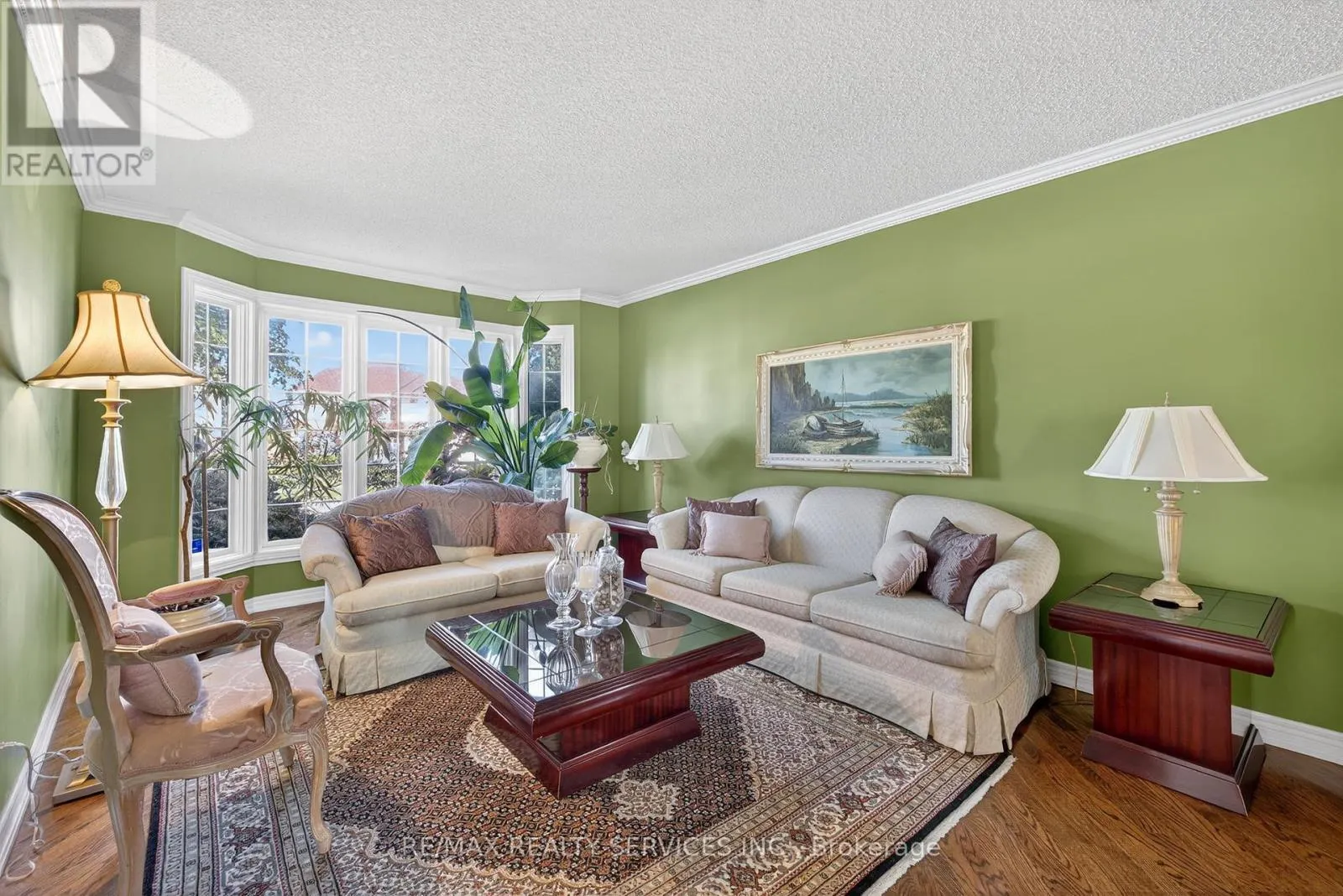 124 ROYAL VALLEY DRIVE