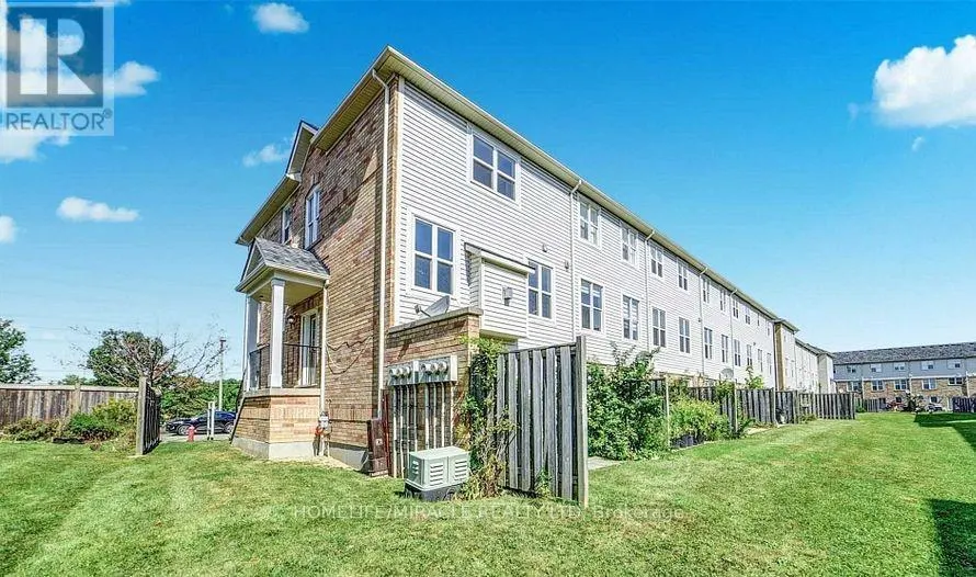 38 - 5980 WHITEHORN AVENUE