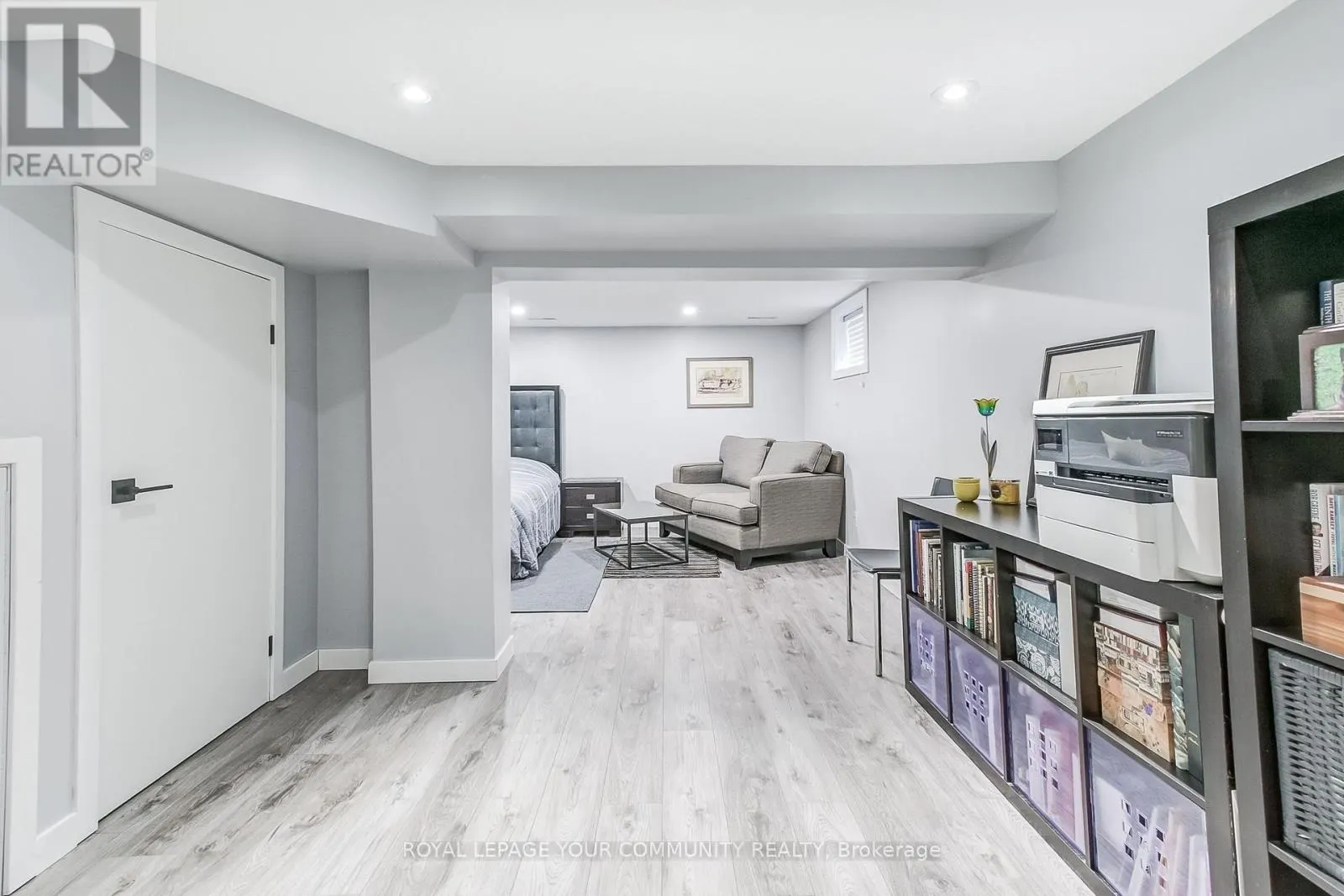 93 GAIR DRIVE