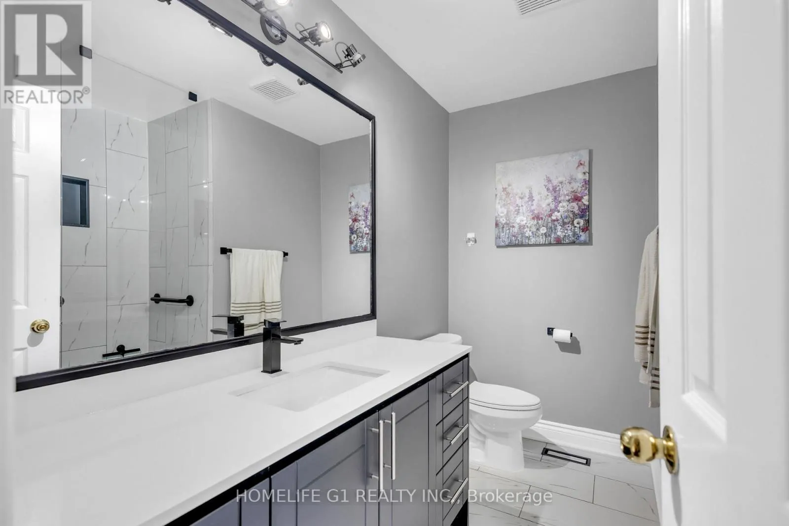 51 ROCKY MOUNTAIN CRESCENT